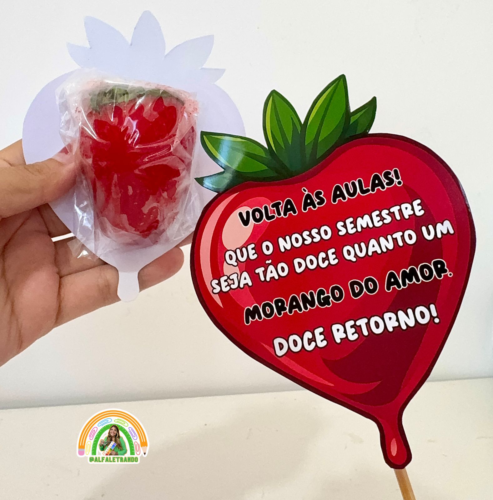 Bilhete volta às aulas morango do amor
