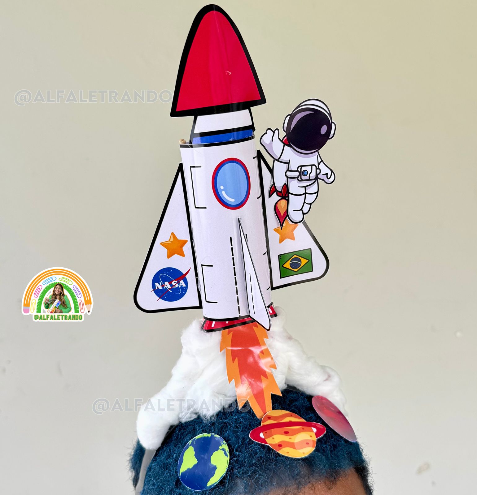 Cabelo maluco astronauta - Imagem 3