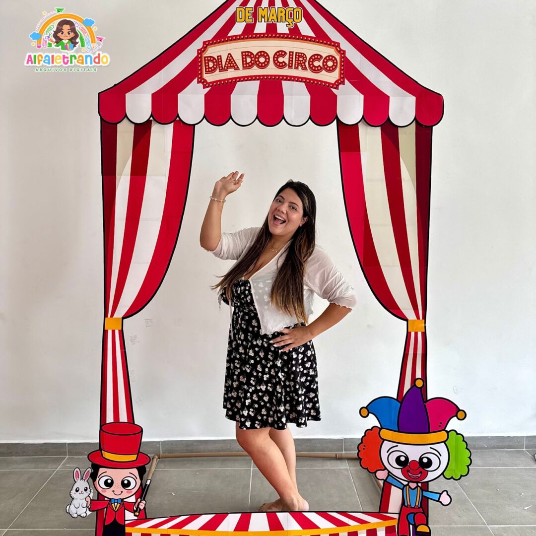 Painel portal dia do circo